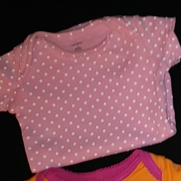 4 Carter's NB One Piece Bodysuits - Picture 6 of 7